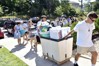 Uri Move In Day Fall 2022