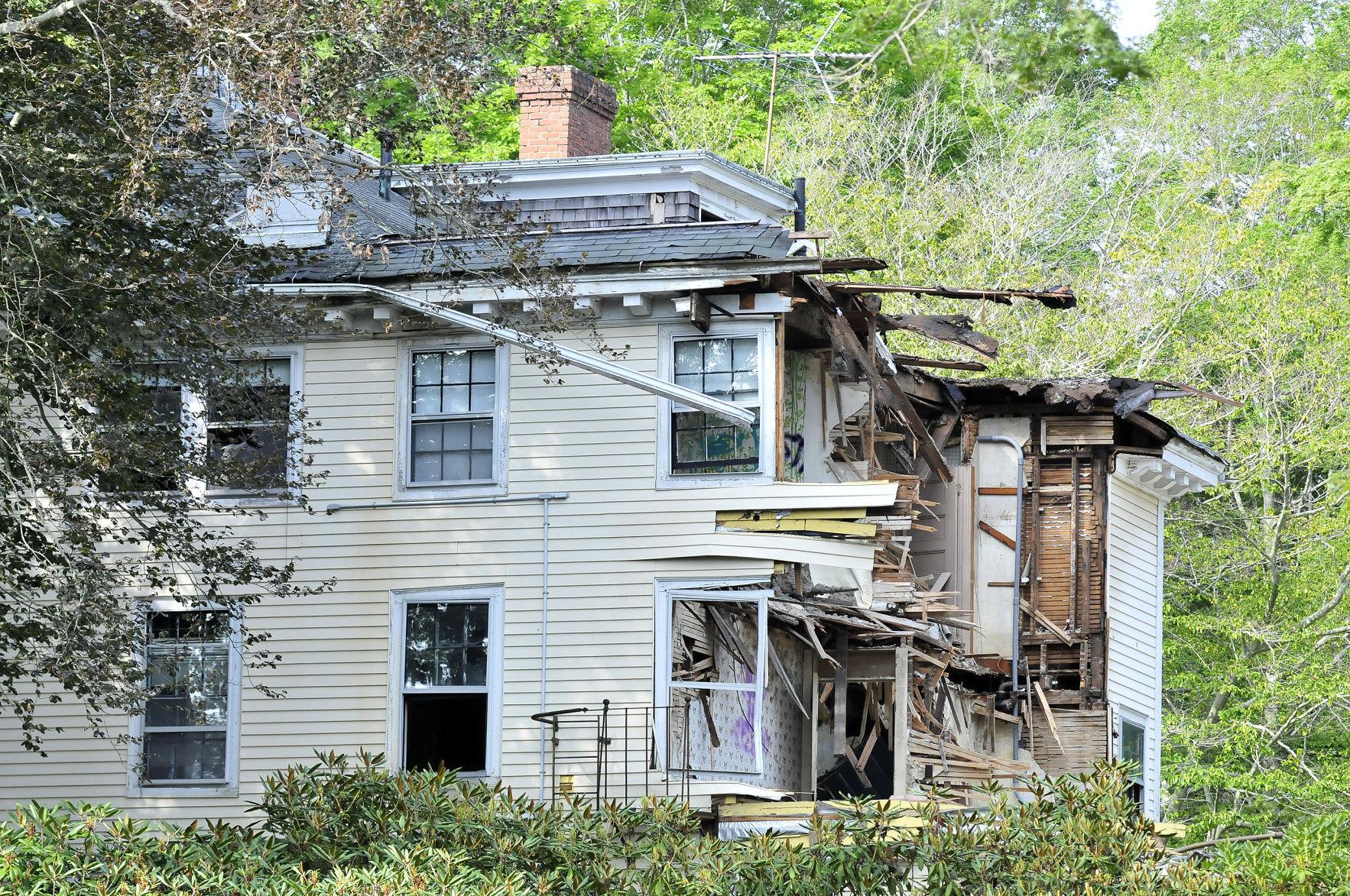 End of an era After years of debate, the historic Larchwood Inn is
