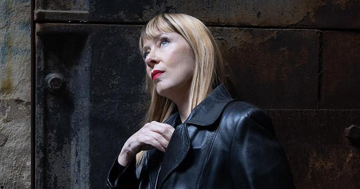Suzanne Vega set to stop by the United in support of latest album