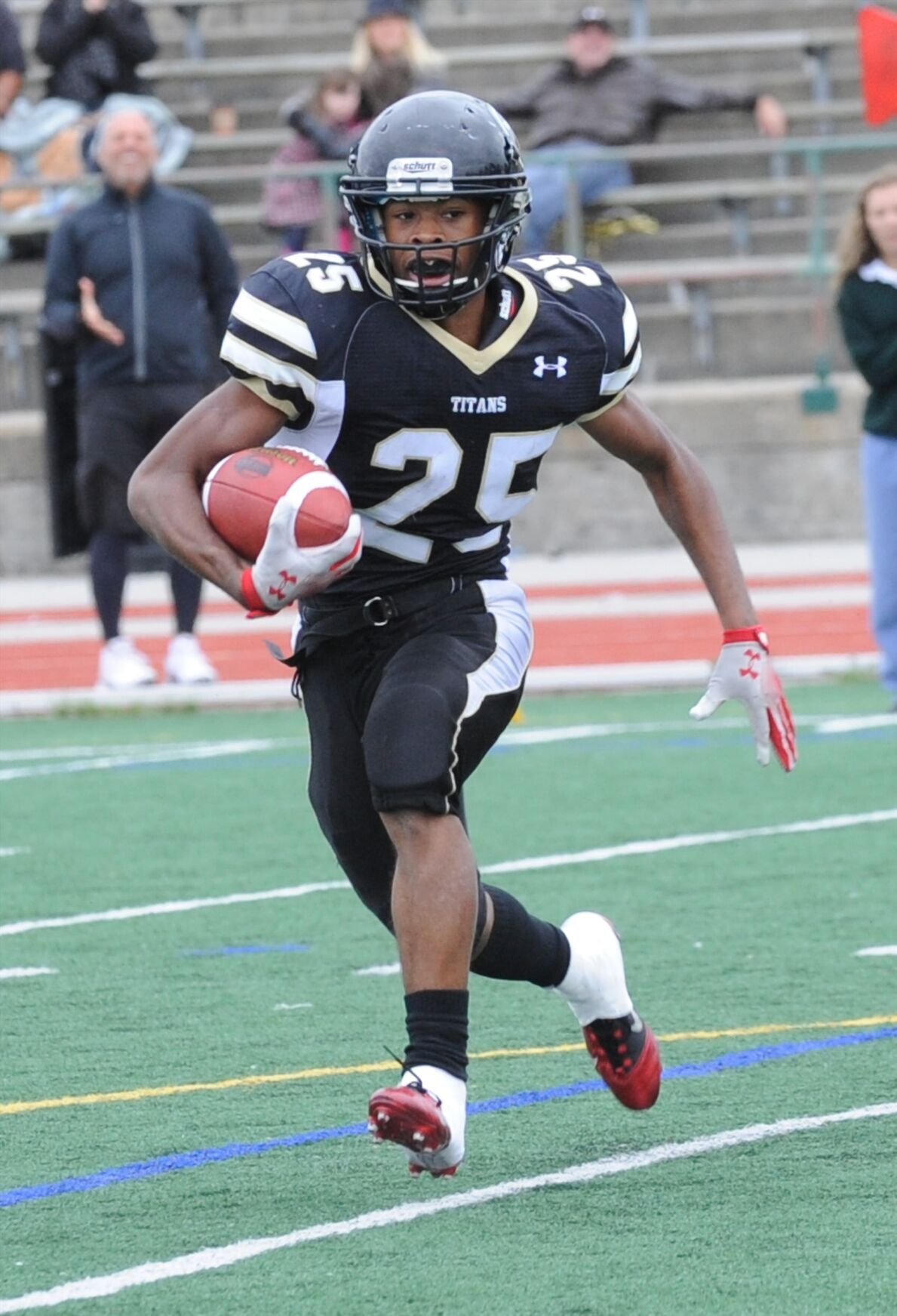 Oakville high school football preview Holy Trinity has modest goals in