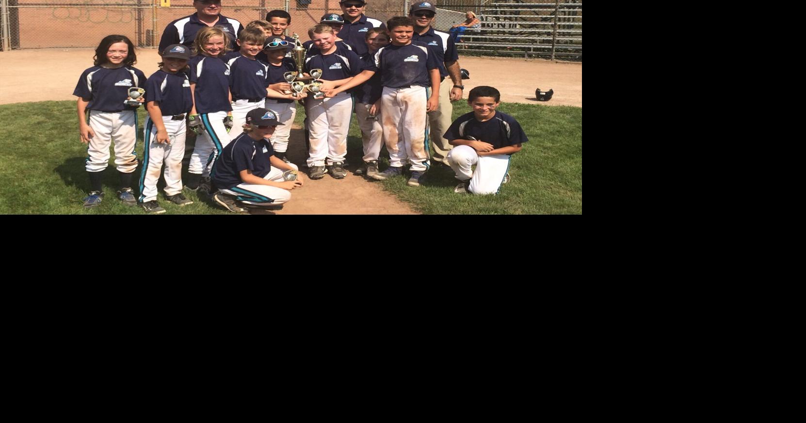 Oakville Whitecaps minors complete season with Stoney Creek tournament win
