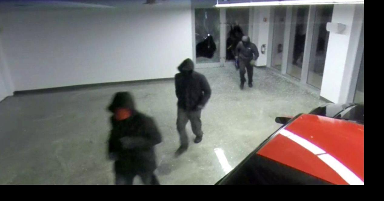 VIDEO: 5 of 8 luxury cars now recovered in $2M Oakville heist