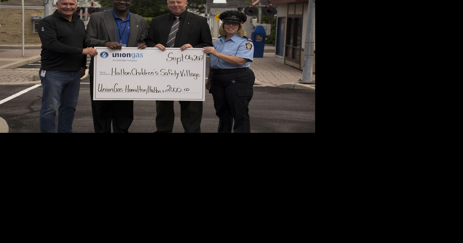 Union Gas donates 2,000 to Halton police Children's Safety Village