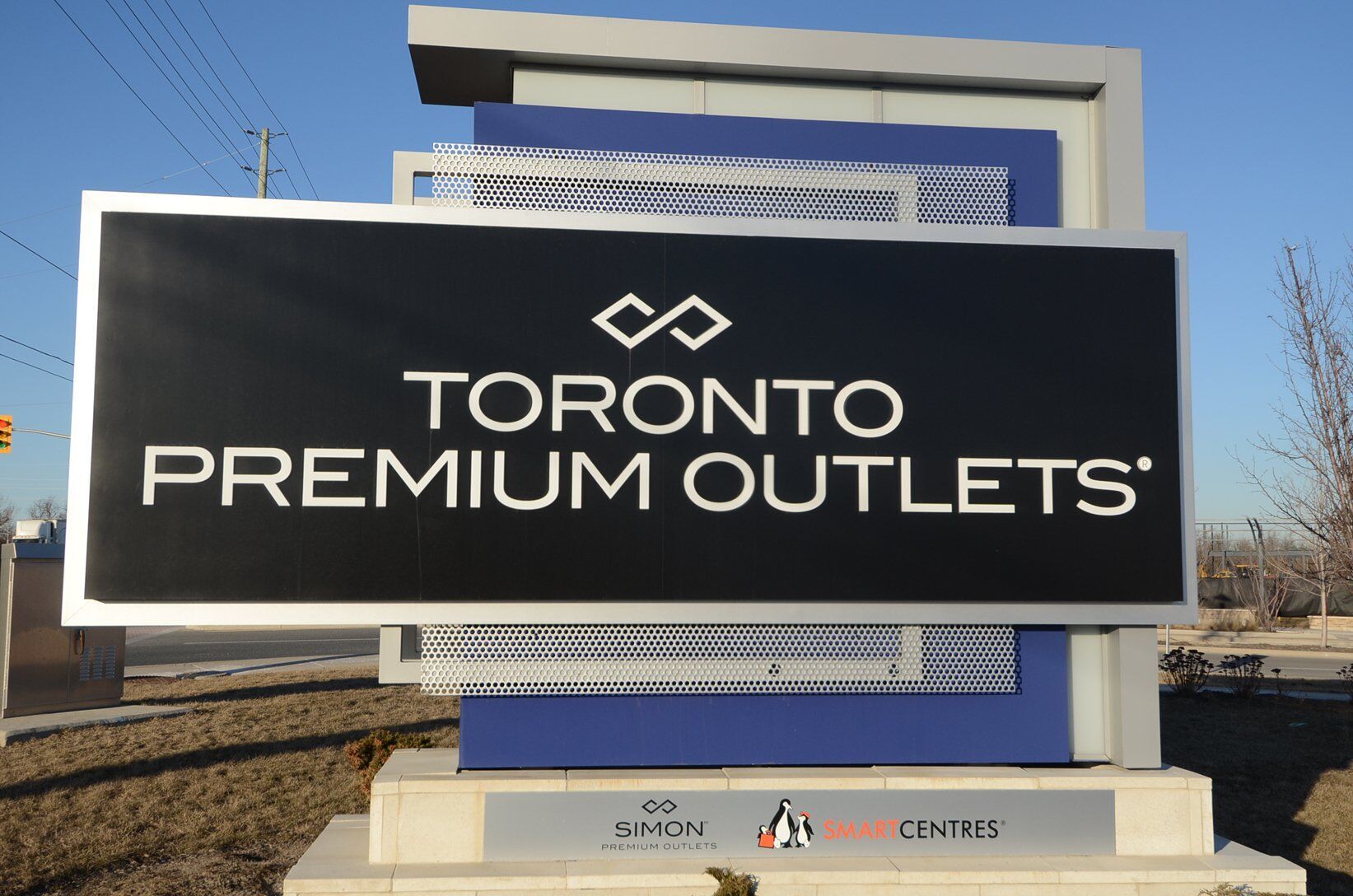 Columbia toronto hotsell premium outlet