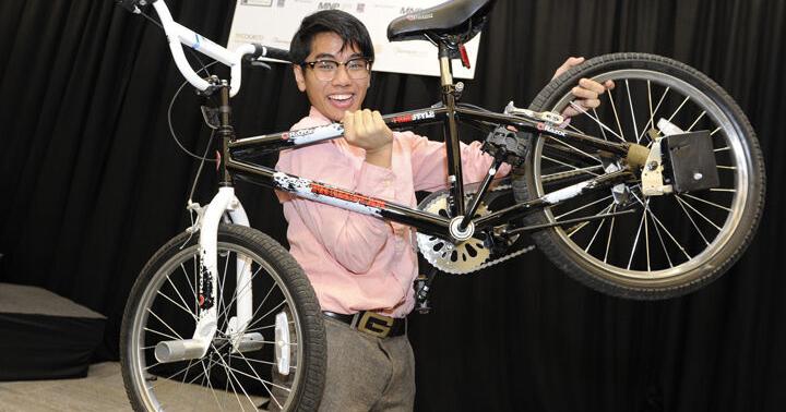 Burlington student's pitch 'energizes' Pythons' Pit panel