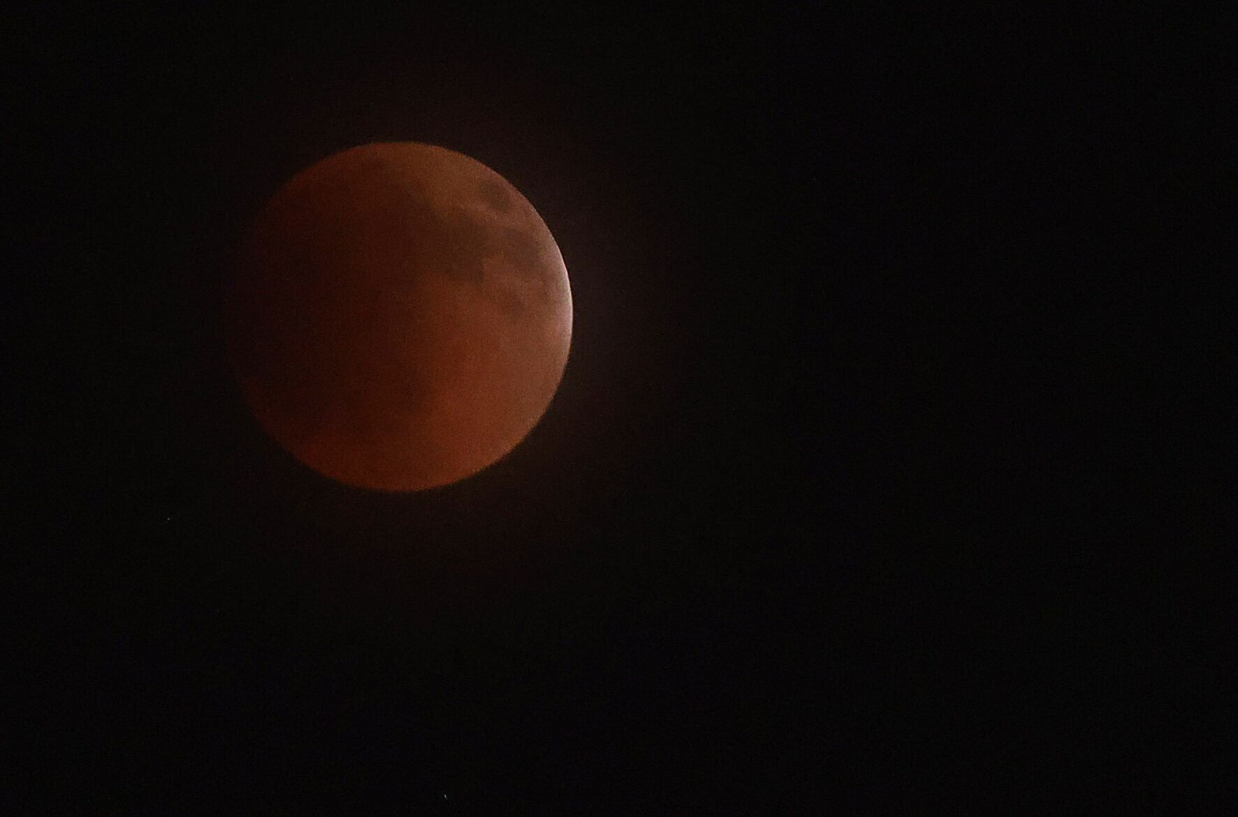Total Lunar Eclipse Ontario 2026: March 3 Blood Moon Guide