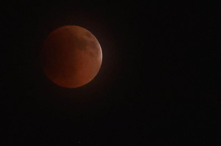 Total Lunar Eclipse Ontario 2026: March 3 Blood Moon Guide