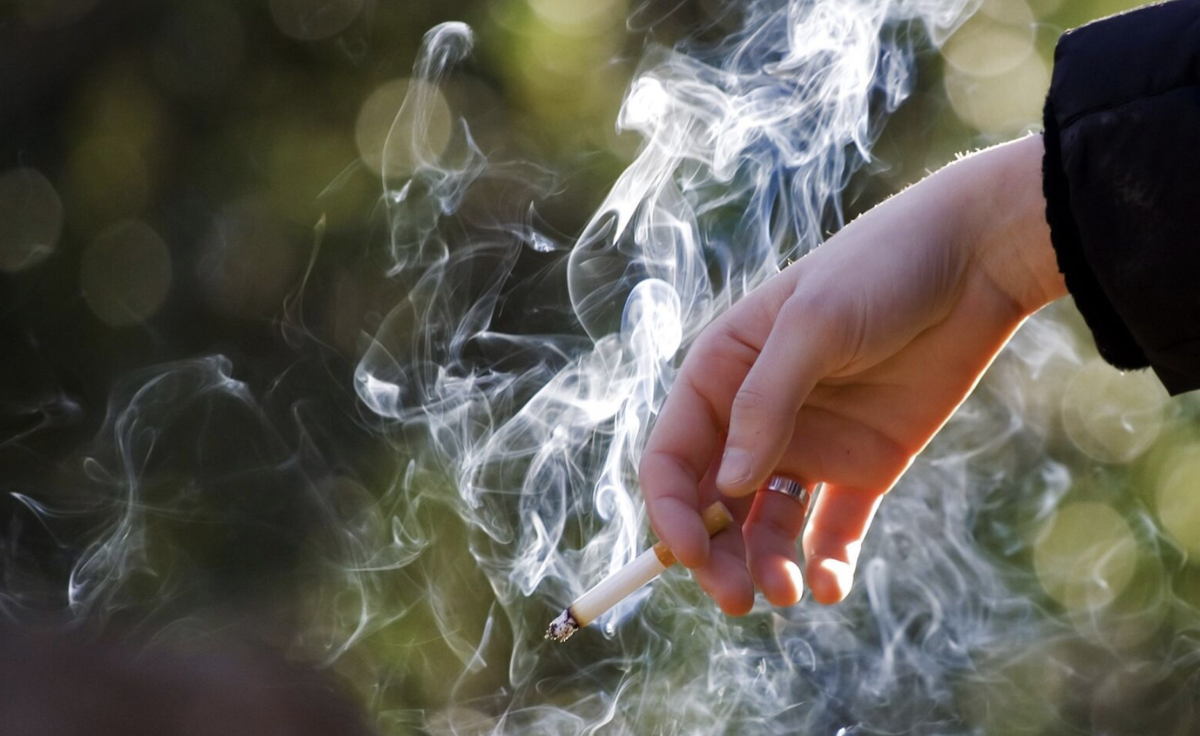 ontario tobacco age Information for Teens about Vaping and Smoking Legal smoking age - Wikipedia