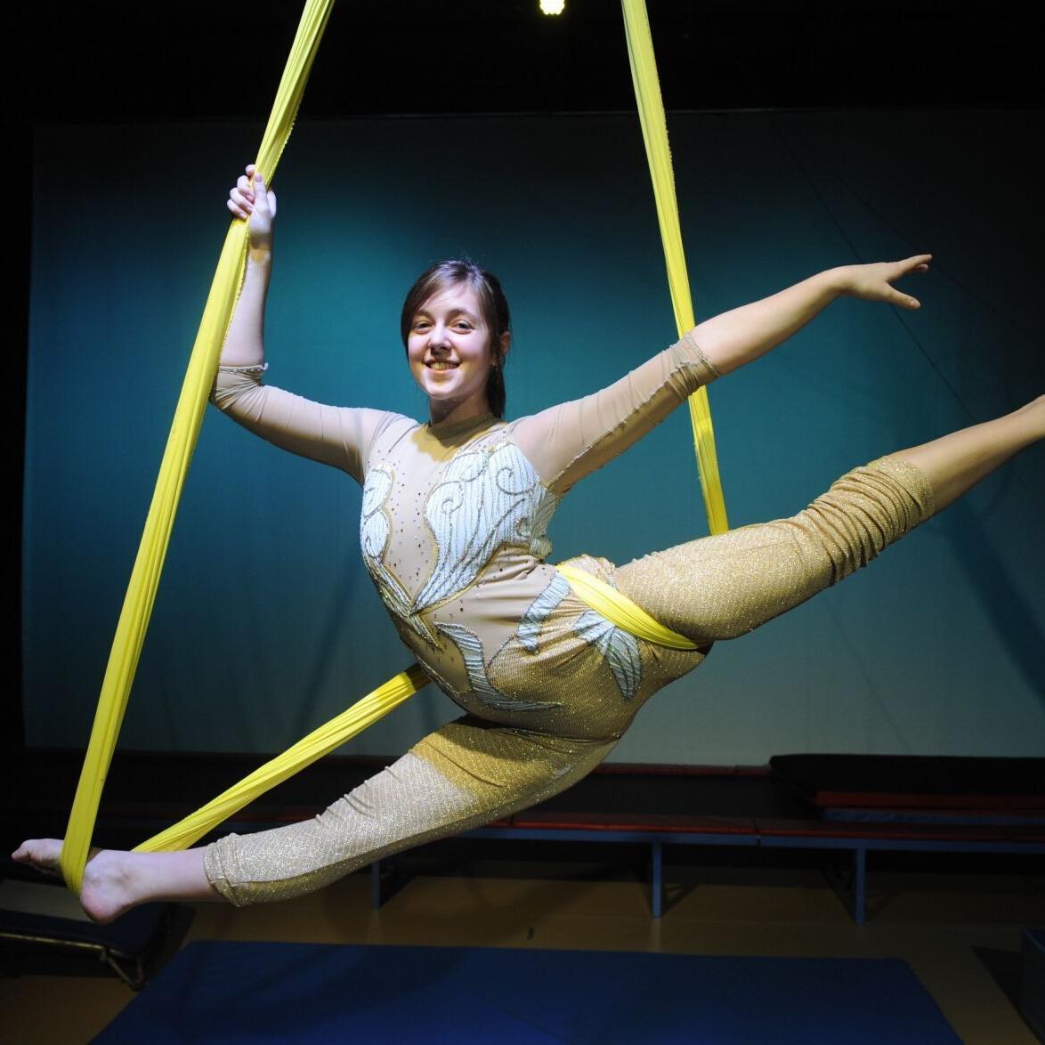 Aerial Silk Hammock, Juggling & Circus