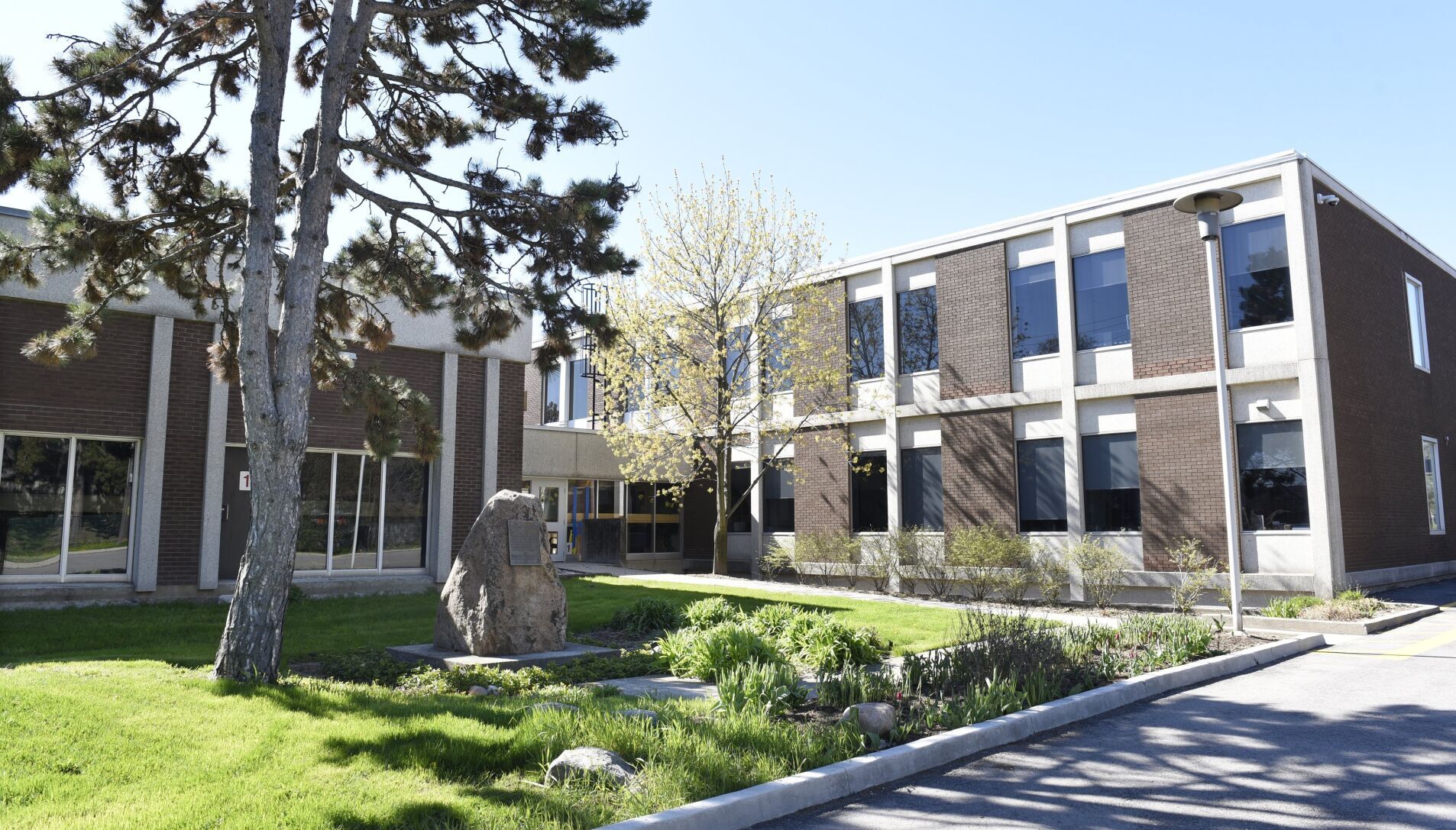 Halton District School Board approves school year calendar