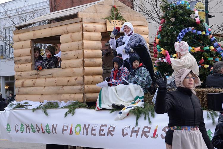 Santa Claus arrives in Oakville