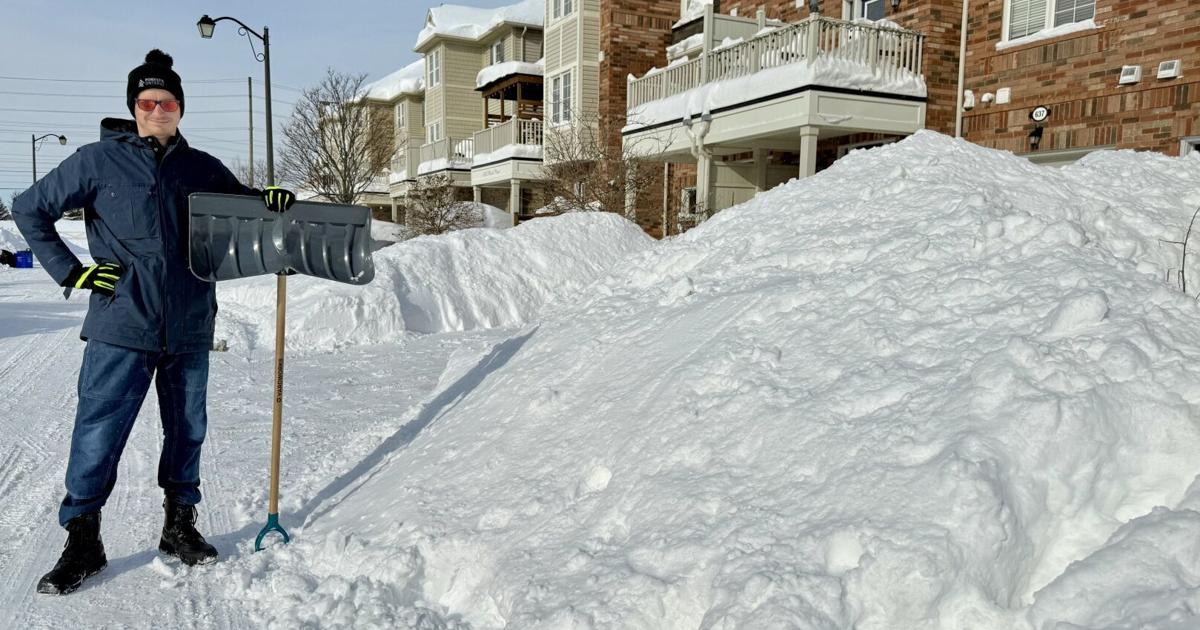 Snow Fall Hard Winter hits Milton hard with record breaking snowfall