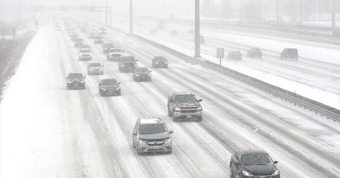 Environment Canada puts Oakville and Burlington as well as Milton and Halton Hills under Winter Weather Travel Advisory warning of heavy snow and 'deteriorating travel conditions'