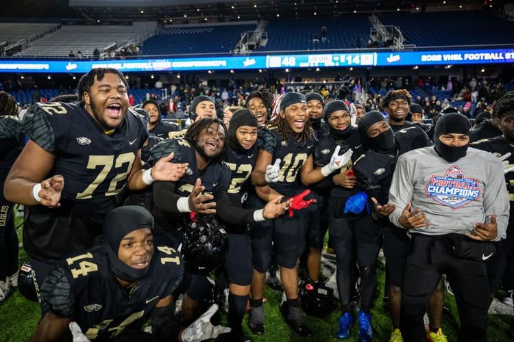 Freedom-Woodbridge football finishes what it started in capturing school's  first state title, Prince William