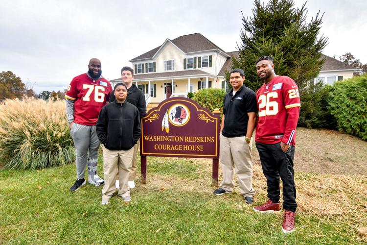 Washington Redskins, Leesa Sleep donate mattresses to Youth for