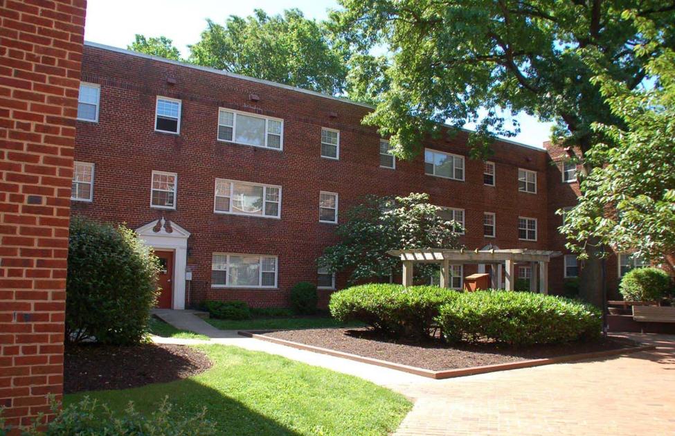 Arlington apartment complex wins place on Va. landmark list news