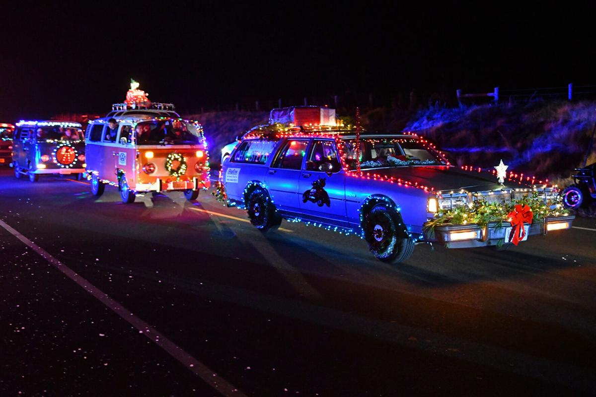 Culpeper Christmas Parade 2022 Photo Gallery: 2020 Culpeper Christmas Parade | | Insidenova.com