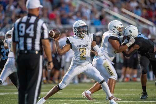 17_IN_Freedom_v_Stone Bridge_Football__S517197.jpg