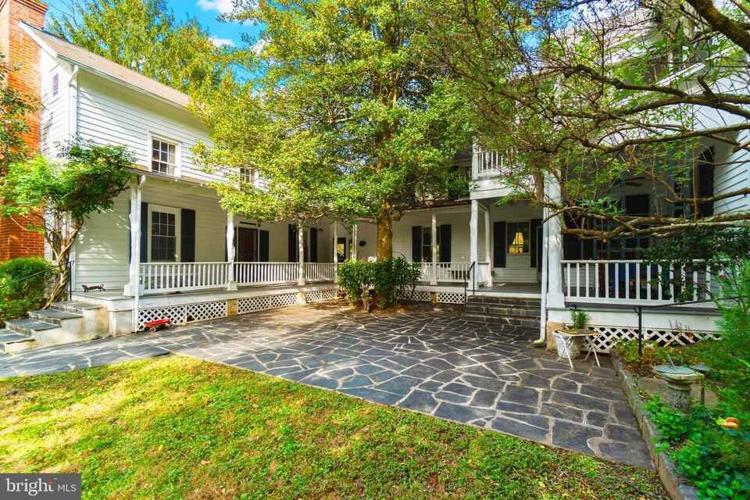 Six historic estates for sale in Northern Virginia Headlines