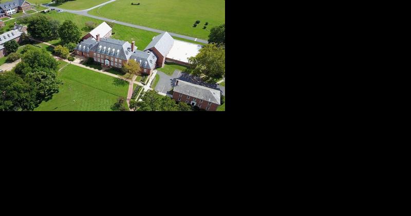 Foxcroft the lone Virginia school to earn dual computer science female diversity awards - Vimarsana News