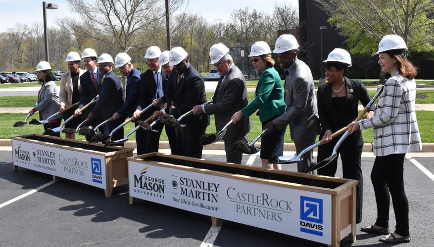 Officials praise GMU Science and Technology expansion in Manassas