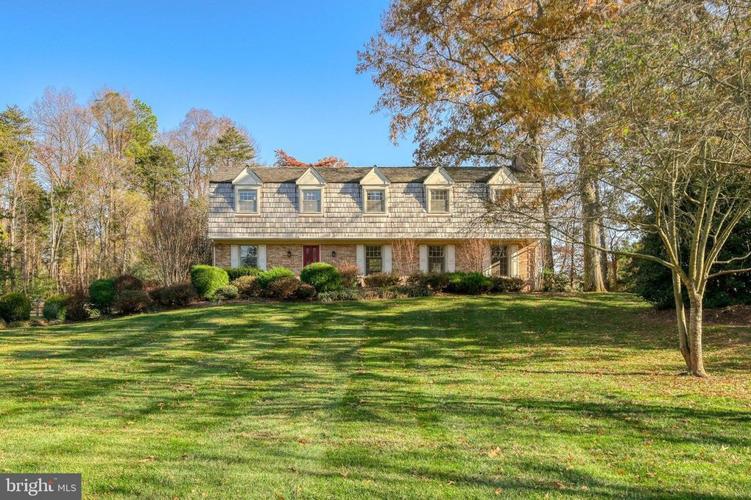 5 top homes for sale in Herndon Fairfax