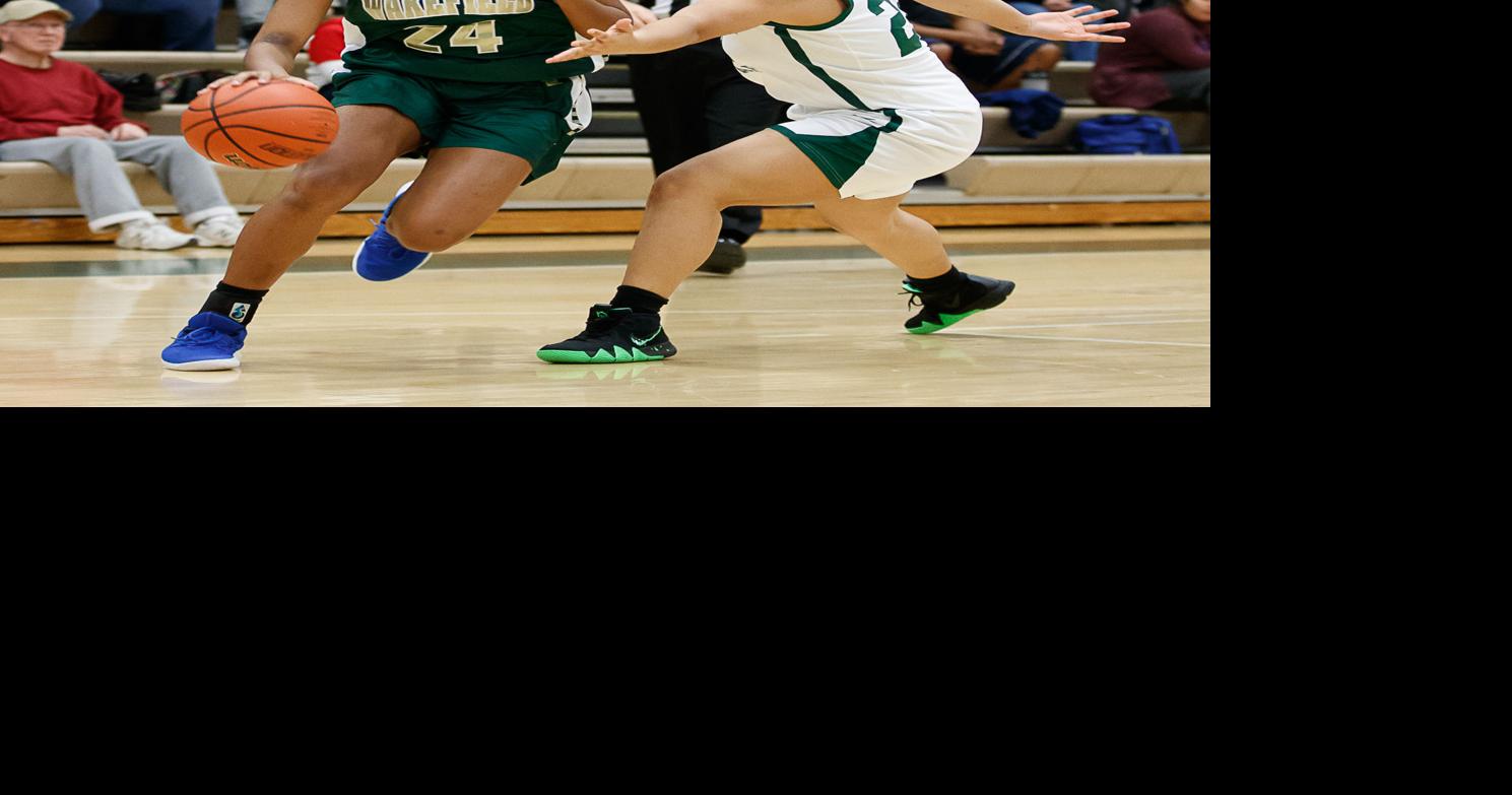 PHOTOS Wakefield relies on lastsecond shot to stop Falls Church