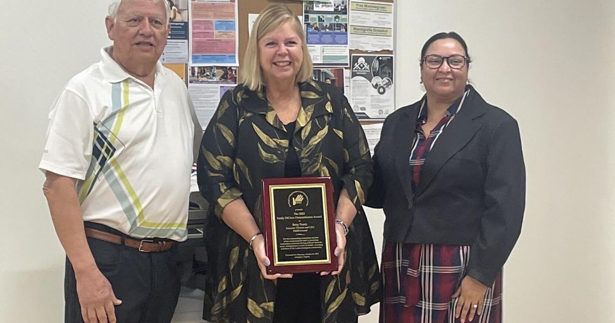 PathForward's Betsy Frantz receives humanitarian award | Headlines ...