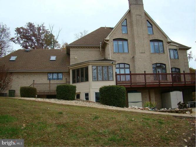 7 top homes for sale in Woodbridge Prince William