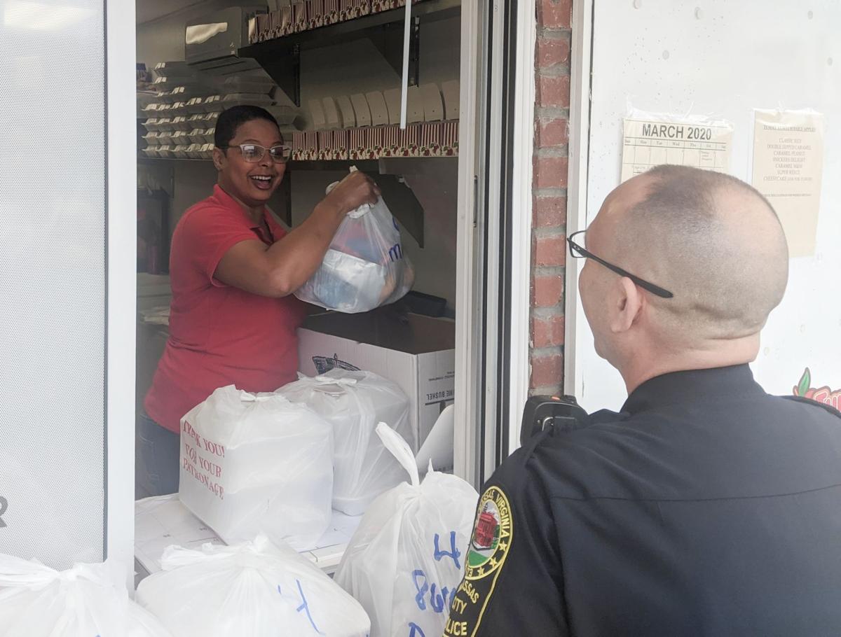 Manassas Candy Apple Stand Puts Hot Meals On The Menu Prince William Insidenova Com