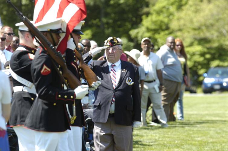 PHOTO GALLERY: Memorial Day ceremony at Quantico National Cemetery ...