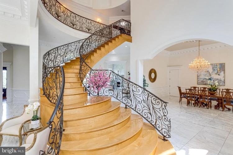 612 Rivercrest Dr, McLean, VA 22101_5.jpg