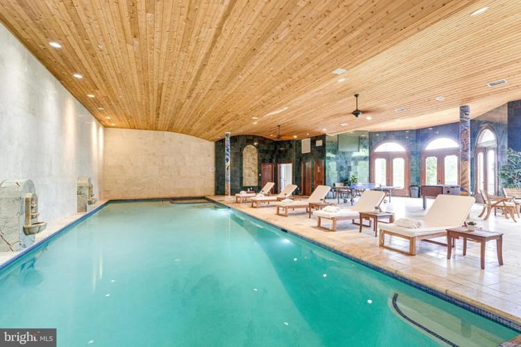 612 Rivercrest Dr, McLean, VA 22101_4.jpg