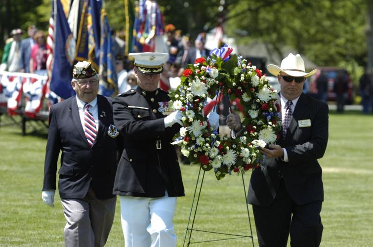PHOTO GALLERY: Memorial Day ceremony at Quantico National Cemetery ...