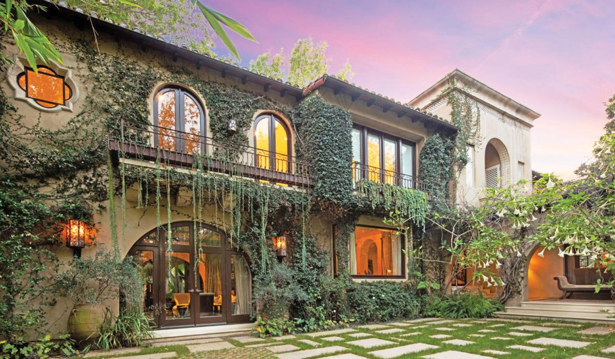Featured image of post How to Make Courteney Cox House Beverly Hills