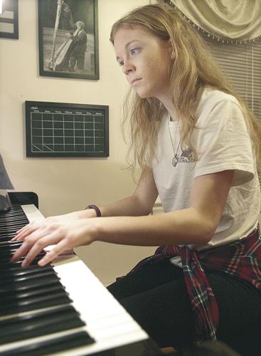 Teen pianist heading to Carnegie Hall for winter recital