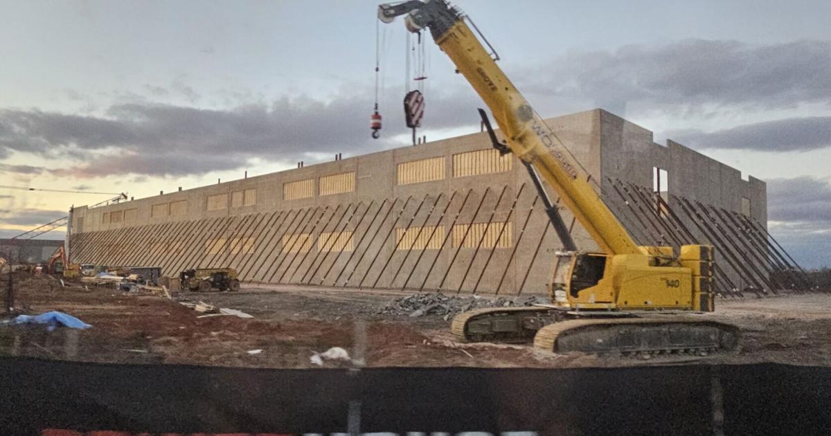 ‘Concrete jungle': As Amazon details plans for new Ashburn data centers, some residents are fed up