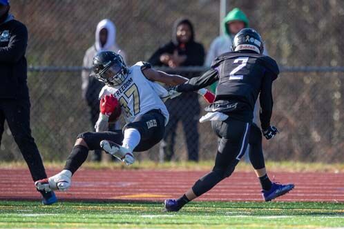 IN_Battlefield_vs_Freedom_Football_Regionals__S510126.jpg
