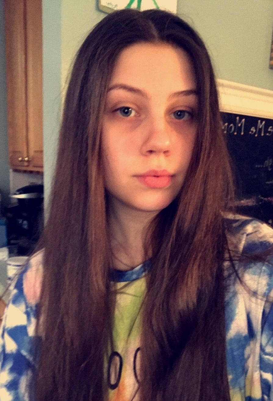 what do 17 year old girls like