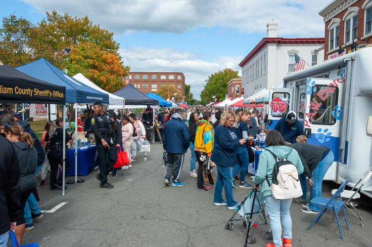 IN PHOTOS Thousands flock to the Manassas Fall Jubilee Headlines