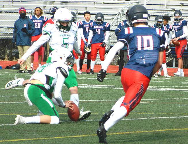 PHOTOS Wakefield wins in football Sports