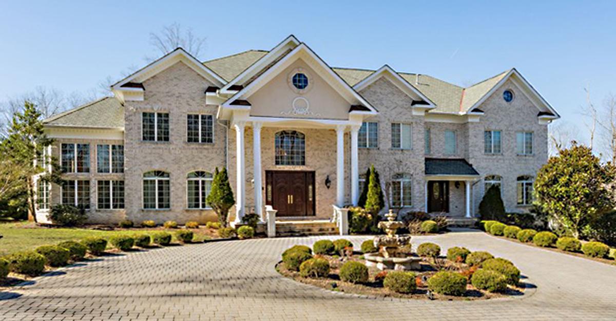 ON THE MARKET Gated estate on Old Dominion Drive news/fairfax