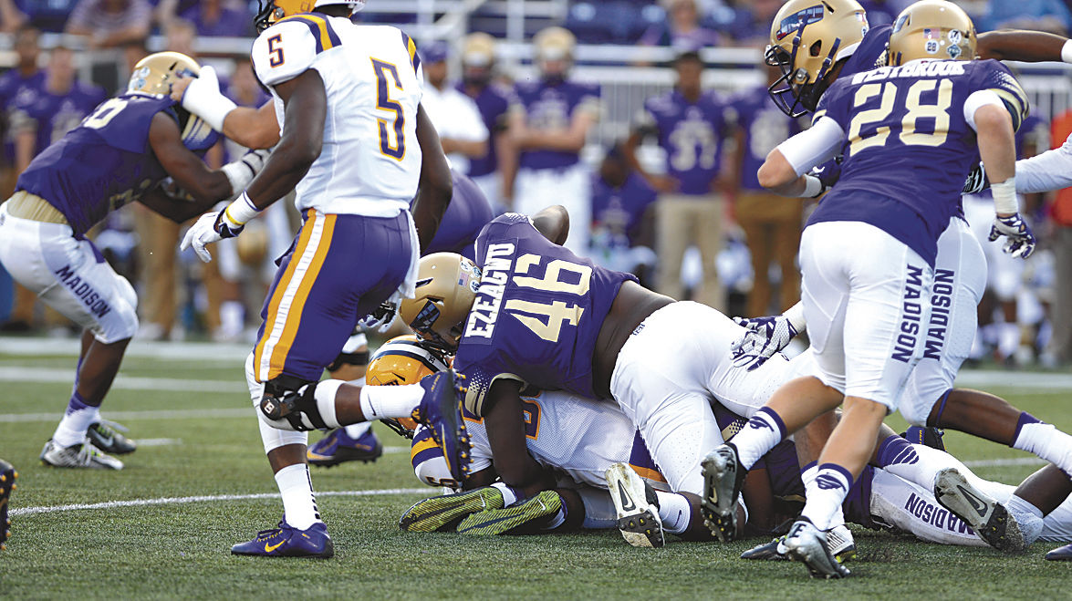 Ezeagwu James Madison Seek Second Straight National Football Title Sports Insidenova Com