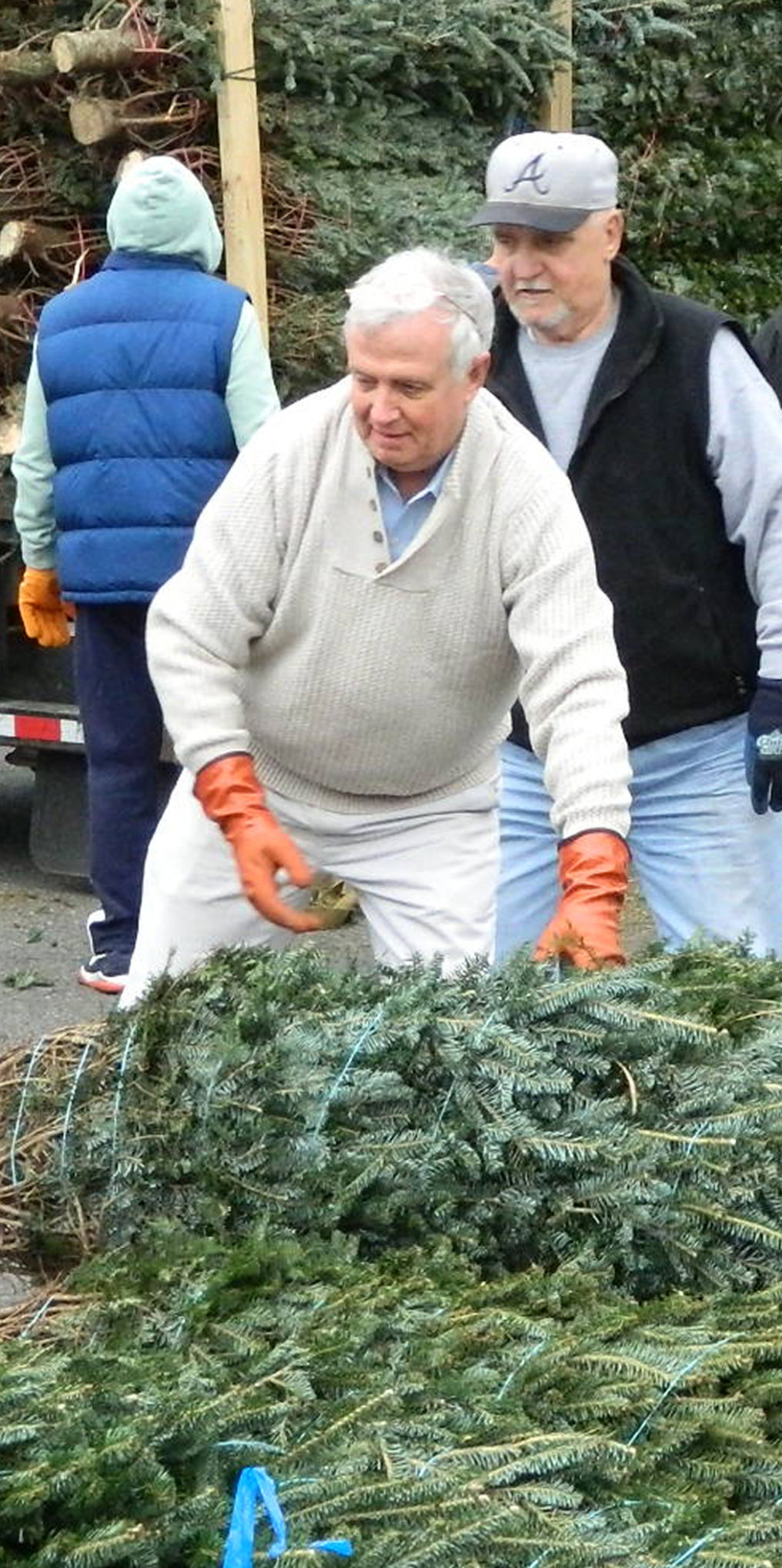 Optimist Club's Christmas-tree tradition continues for 68th year