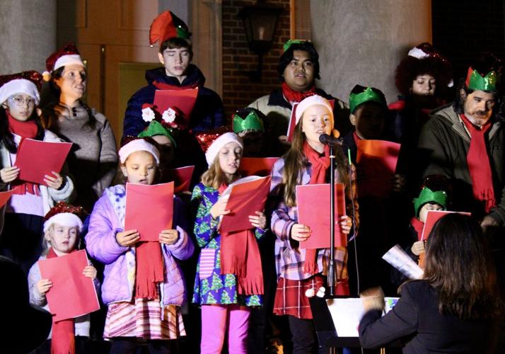 Hundreds turn out for Fort Belvoir's treelighting, Winterfest