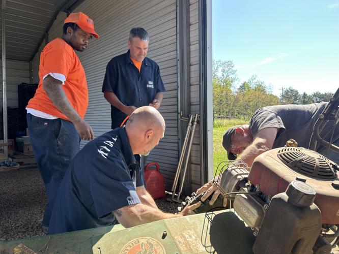 Inmate Rutilio IN PHOTOS: Inmates at work at Fauquier Education Farm | | insidenova.com