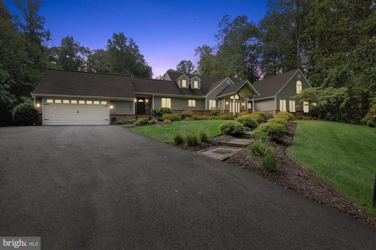 7 top homes for sale in Clifton Fairfax