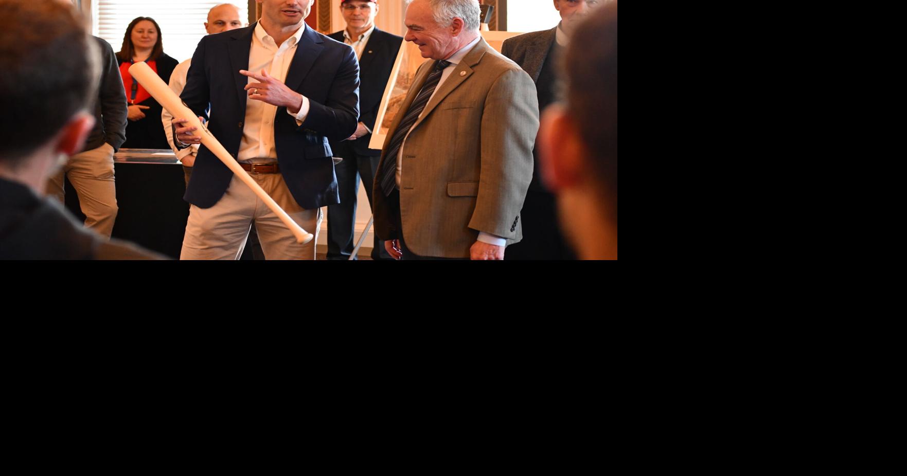 Sen. Kaine, Northern Virginia lawmakers host Washington Nationals front office at Library of Congress