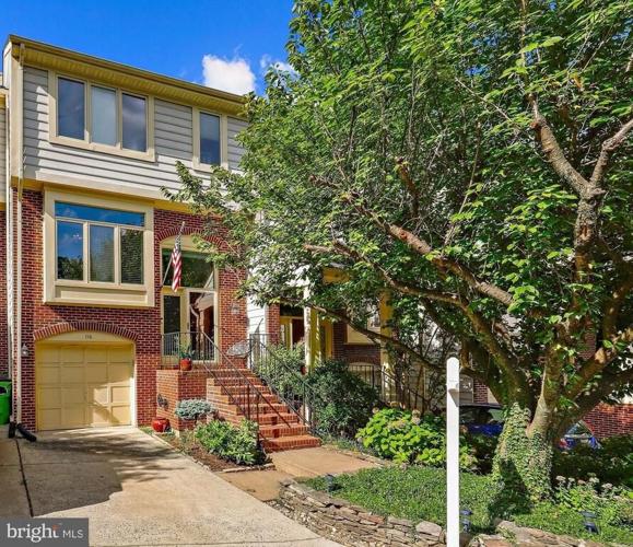 Top five homes for sale in Occoquan Headlines