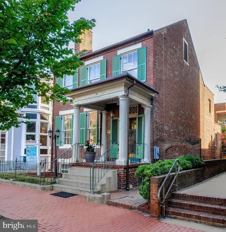 Top six homes for sale in Fredericksburg Headlines